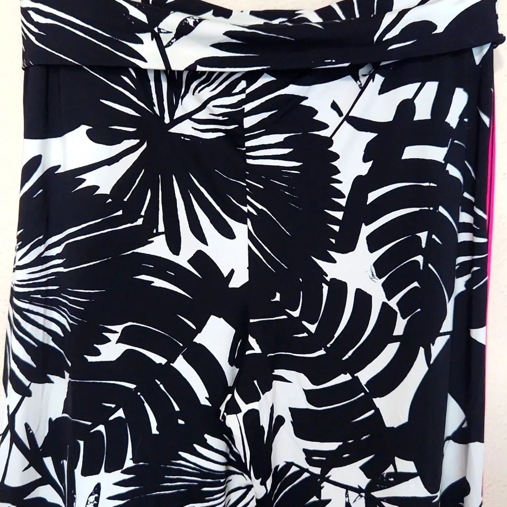 Trina Turk Black White Floral Swim Coverup with Hot Pink Trim